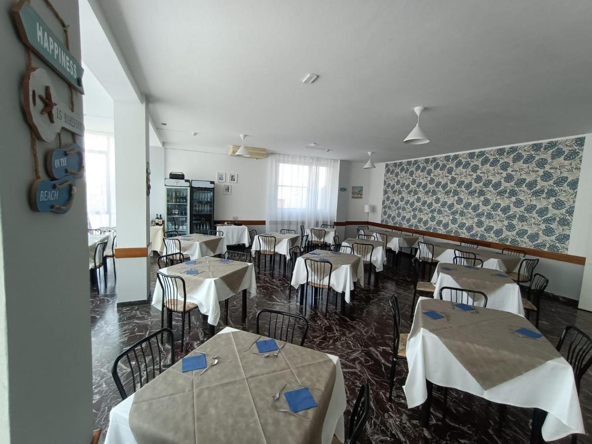 Hotel La Torre Cervia Extérieur photo