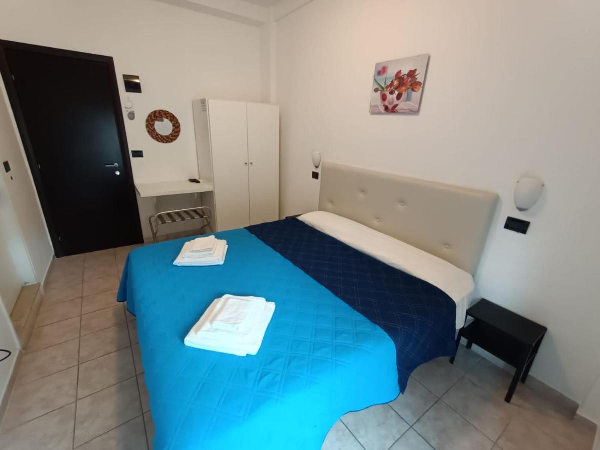 Hotel La Torre Cervia Extérieur photo